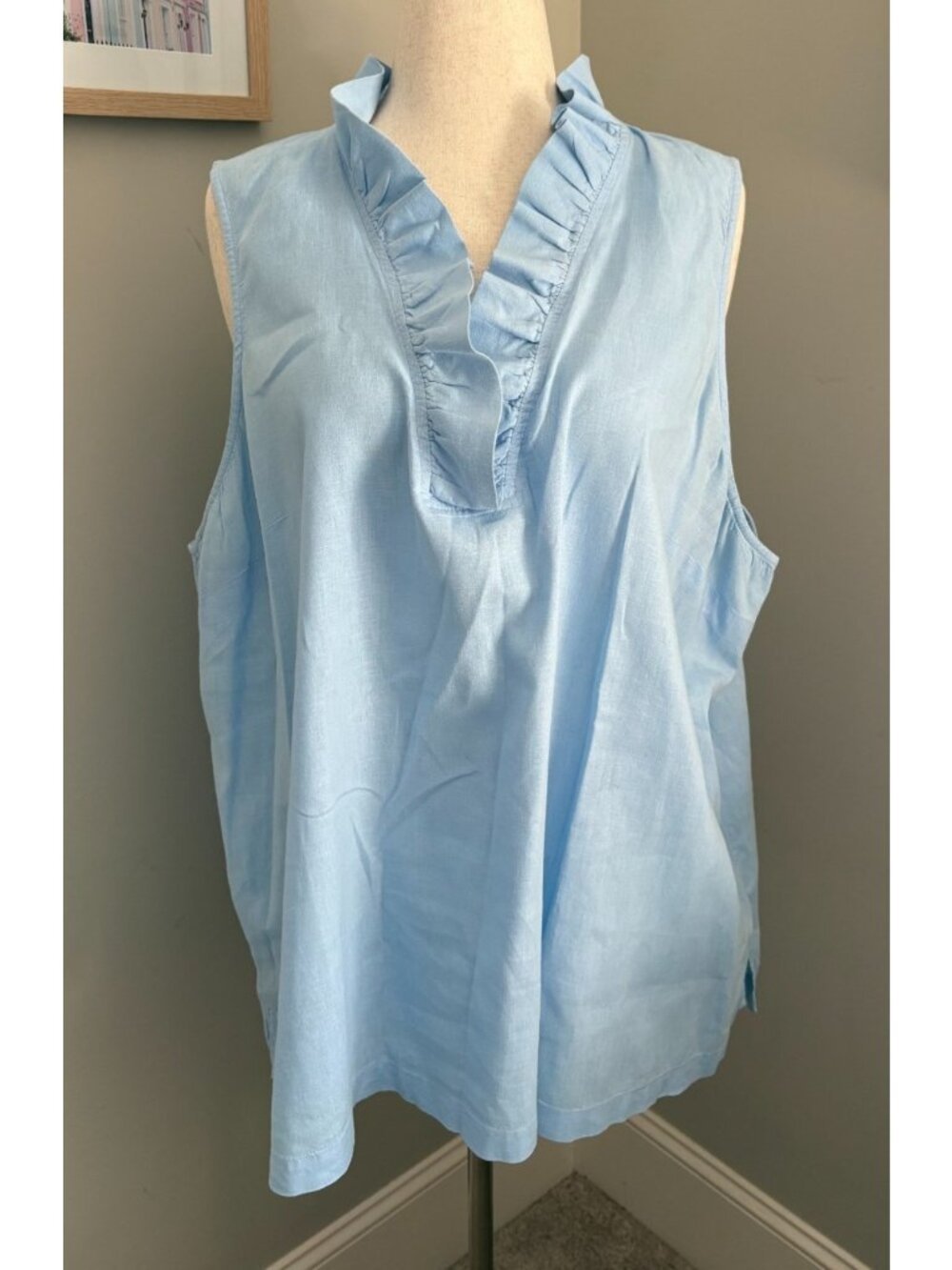 Crown & Ivy Size 4X Plus Size Ruffle Neck 100% Linen Top